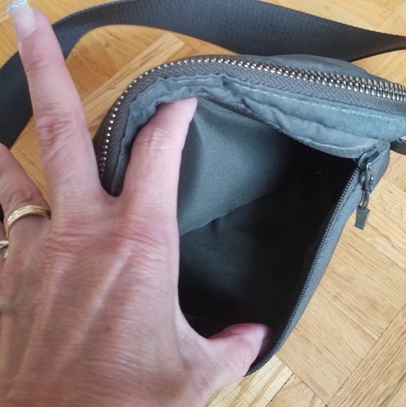 Lululemon OG everywhere belt bag fanny pack camo crossbody - Picture 11 of 14